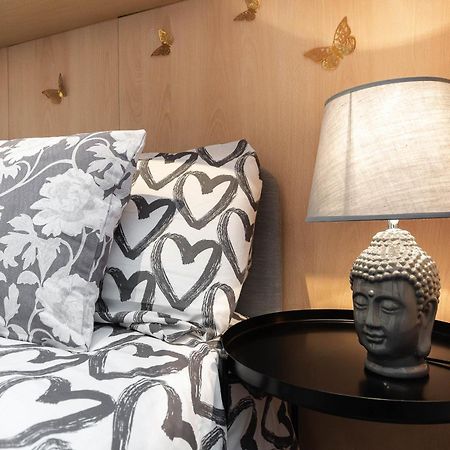 15 Min Centro E Stazione Ferroviaria Apartment Genoa Ngoại thất bức ảnh