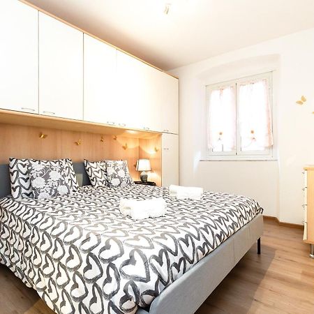 15 Min Centro E Stazione Ferroviaria Apartment Genoa Ngoại thất bức ảnh