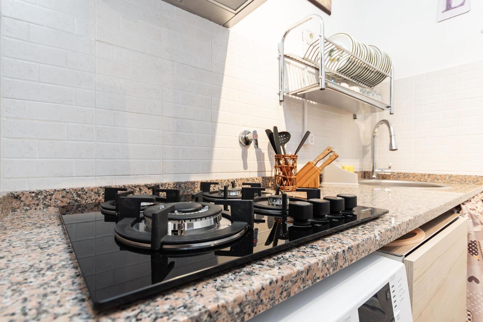 15 Min Centro E Stazione Ferroviaria Apartment Genoa Ngoại thất bức ảnh