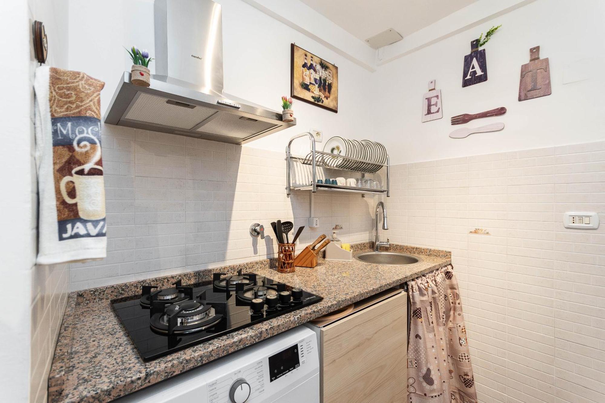 15 Min Centro E Stazione Ferroviaria Apartment Genoa Ngoại thất bức ảnh