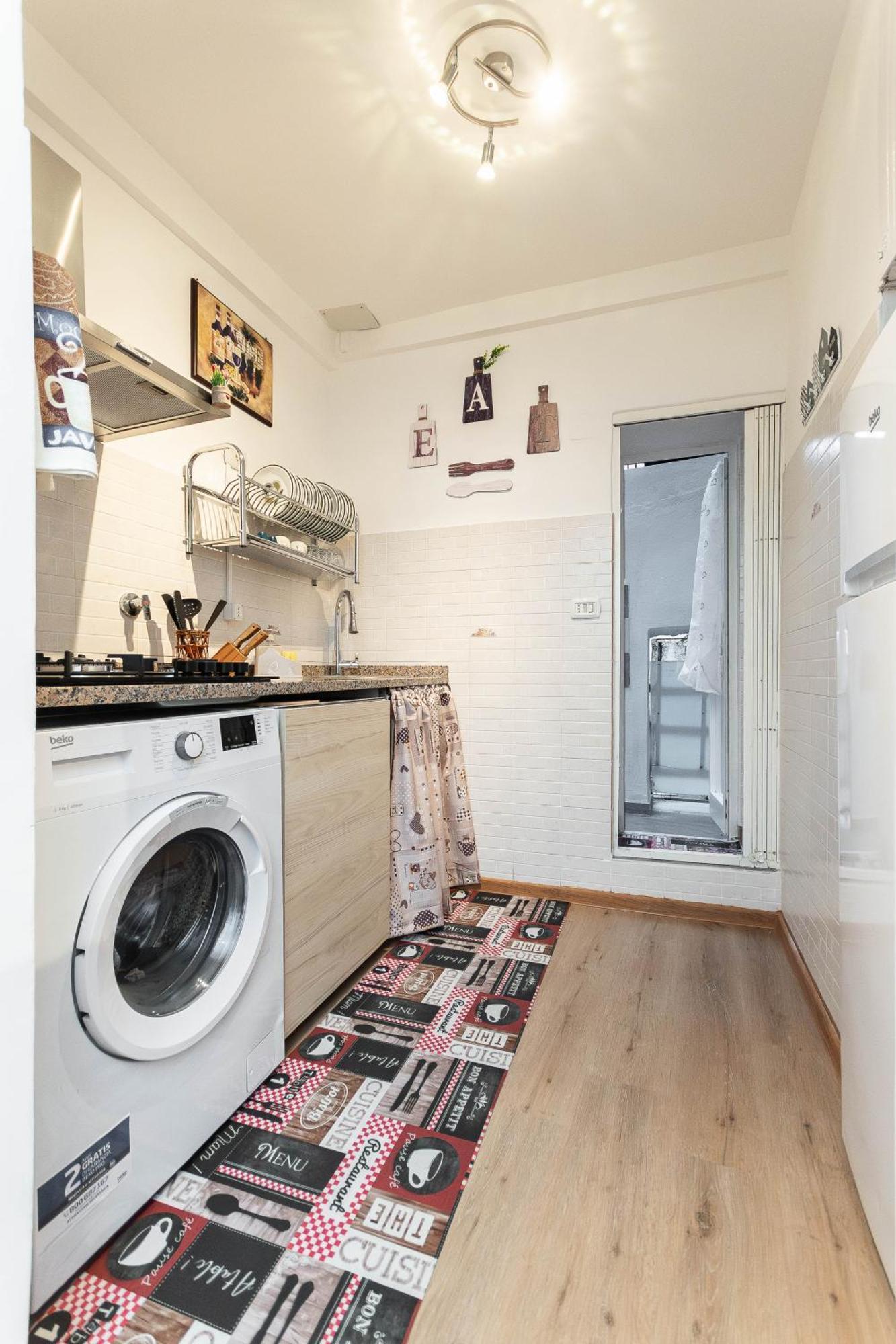 15 Min Centro E Stazione Ferroviaria Apartment Genoa Ngoại thất bức ảnh