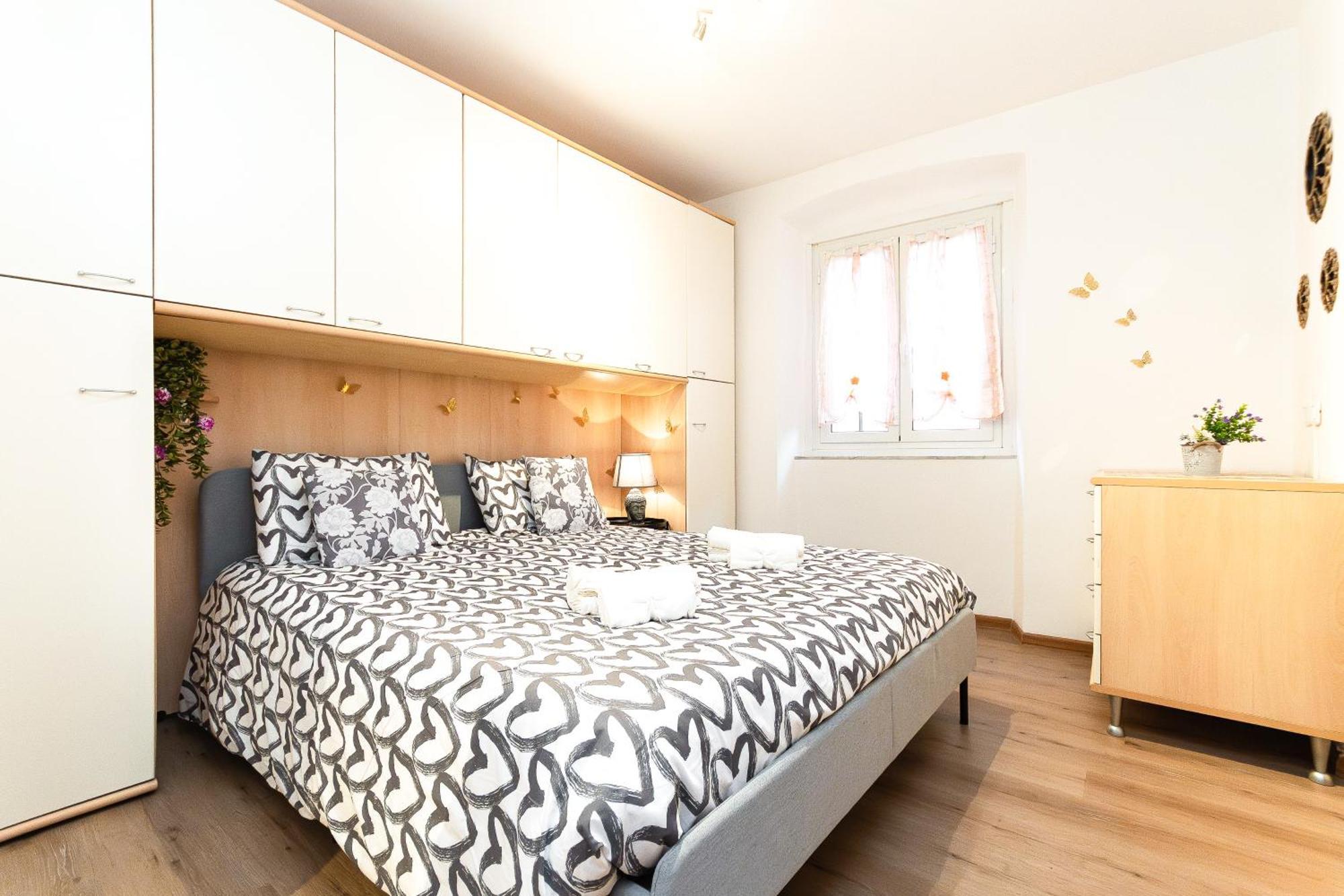 15 Min Centro E Stazione Ferroviaria Apartment Genoa Ngoại thất bức ảnh